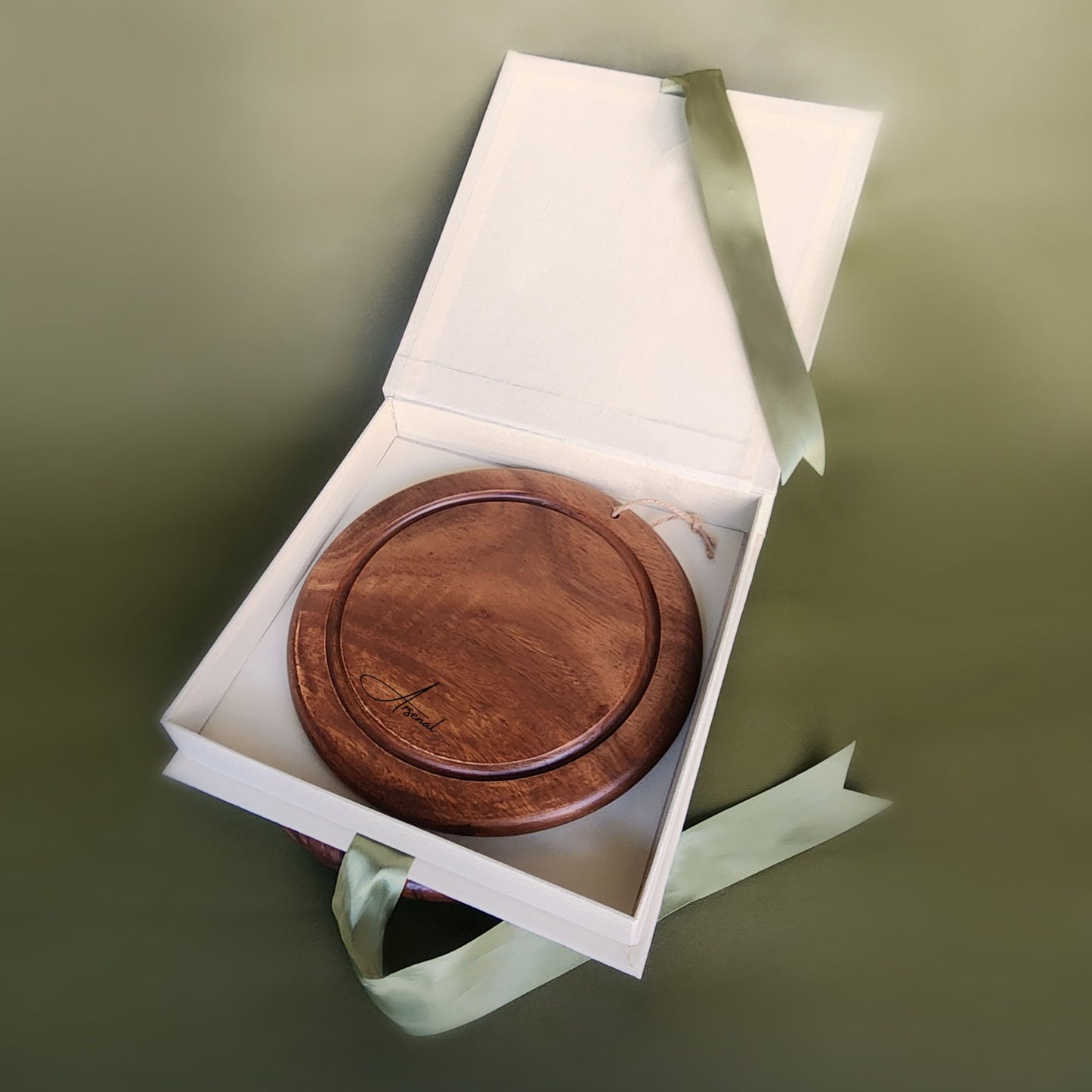 Engraved Charcuterie Board - Round 10in